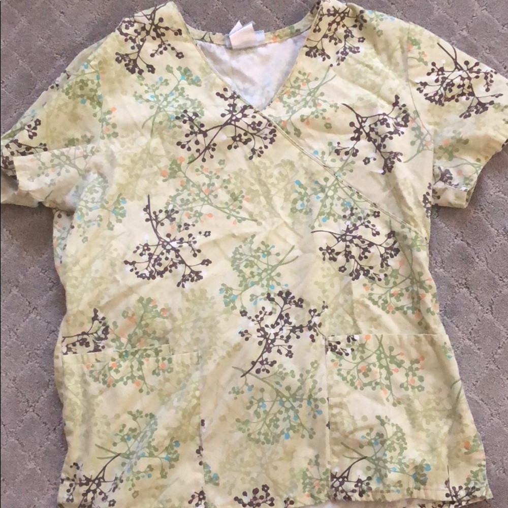 Green springtime scrub top